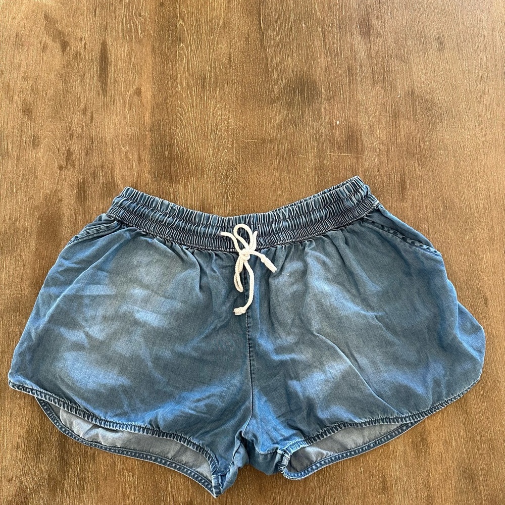 Lightweight Drawstring Summer Shorts